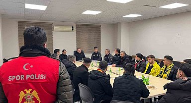 Emniyet Müdürü Baybaba taraftar gruplarıyla bir araya geldi