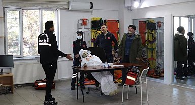 Emniyetten 96 sağlık personeline eğitim verildi