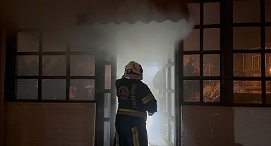 Engelli bakım merkezinde çıkan yangında korku dolu anlar yaşandı