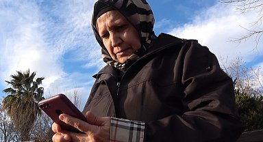 Enkazda kalan babasını iki yıldır arıyor