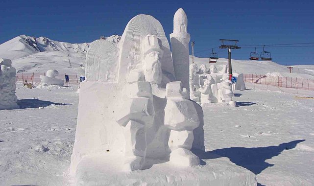 Erciyes'te kar uluslararası sanata dönüşecek