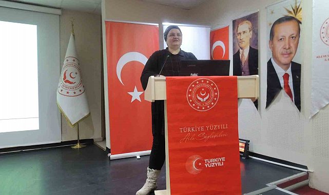 Erzurum'da aile yılı söyleşileri devam ediyor