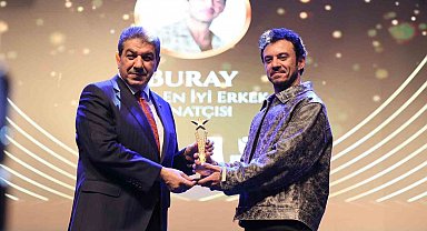 Esenler'de "Radyonun Yıldızları" ödülleri sahiplerini buldu