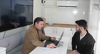 Esenyurt'ta mobil istihdam araçları mahallelerde hizmete başladı