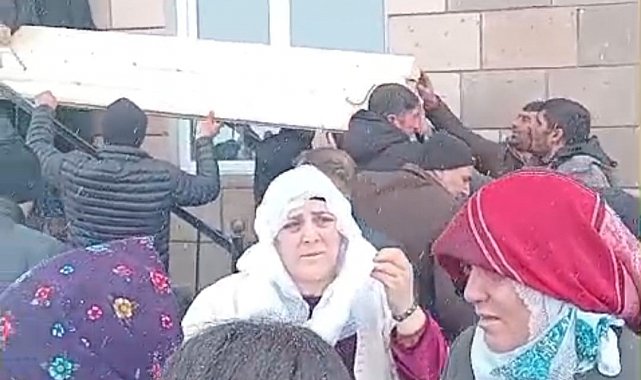 Eşi tarafından öldürülen kadın toprağa verildi
