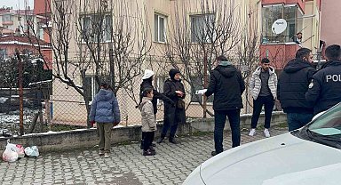 Eski sevgilisini bıçakla kafasından yaraladı