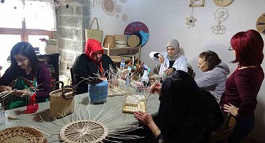 Eskiden yük taşımada kullanılıyordu artık süs eşyası olarak tercih ediliyor