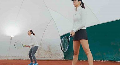 Espark Kadınlar Tenis Turnuvası'nda kıyasıya rekabet devam ediyor