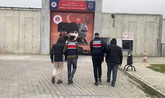 Farklı tarihlerde aynı kişinin 14 küçükbaş hayvanını çalan iki şüpheli tutuklandı