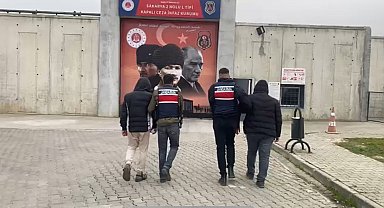 Farklı tarihlerde aynı kişinin 14 küçükbaş hayvanını çalan iki şüpheli tutuklandı