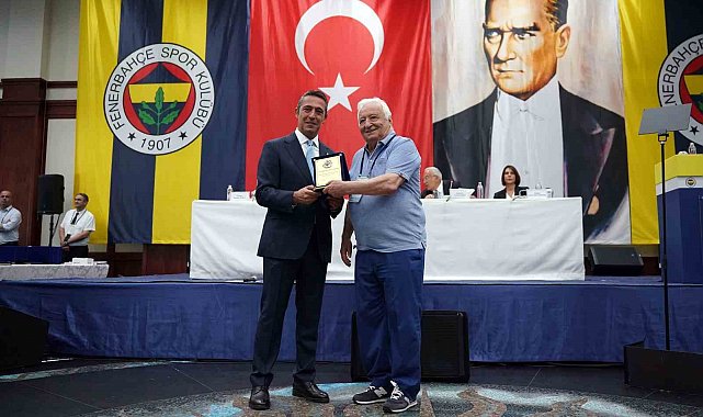 Fenerbahçe'nin eski futbolcusu Ogün Altıparmak hayatını kaybetti