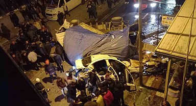 Freni boşalan kamyon dehşet saçtı: Ölü ve yaralılar var