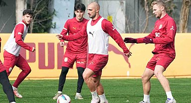 Galatasaray, Gaziantep FK maçı hazırlıklarına başladı