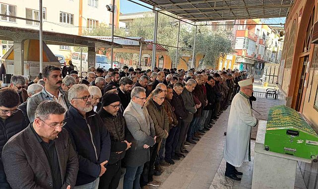 Gazeteci Ertemöz, son yolculuğuna uğurlandı