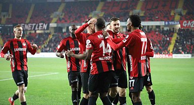 Gaziantep FK'dan ara transferde 5 takviye, 7 yol ayrımı