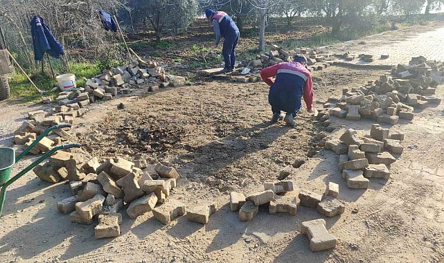 Geyre'de yol ve kaldırımlar yenileniyor