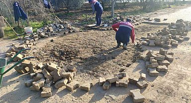 Geyre'de yol ve kaldırımlar yenileniyor