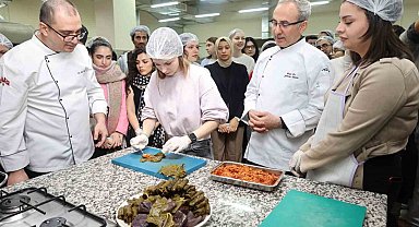 GİBTÜ'de Kültürel Buluşma: Uluslararası öğrenciler Türk mutfağını keşfetti