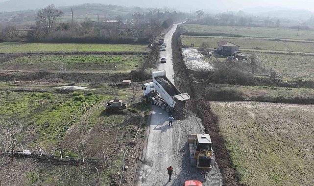 Gönen'in 15 yıllık yol sorununu Büyükşehir çözüyor