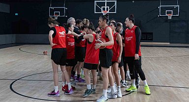 Günler kala Türkiye-İzlanda maçı biletleri tükendi