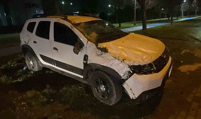 Hafif ticari araç ile çarpışan otomobil takla attı: 1 yaralı