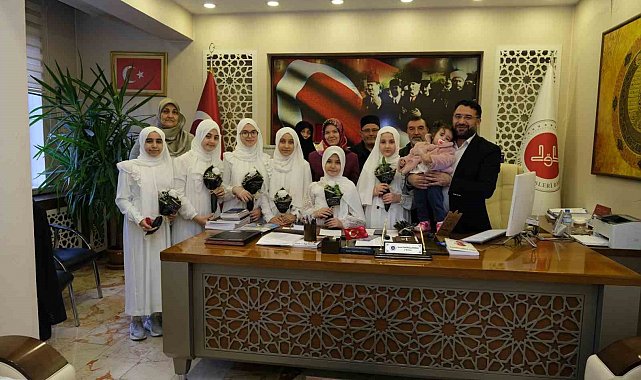 Hafızlık öğrencileri umre ile ödüllendirildi