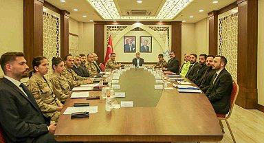 Hakkari'de değişik suçlardan 298 şahıs yakalandı