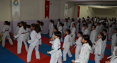 Haliliye'de spora destek artıyor