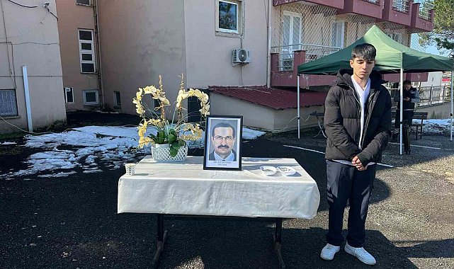 Hastasının öldürdüğü doktor 17. yılında da unutulmadı