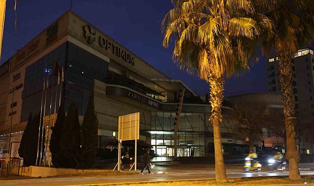 Havalandırmadan girdi, kuyumcudan 3 kilogram altın çaldı
