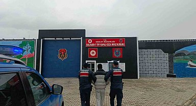 Hırsızlık suçundan aranan şahıs yakalandı