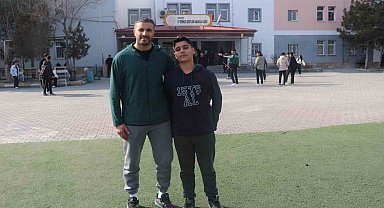 Iğdır'da öğretmen, öğrencisini heimlich manevrası ile kurtardı