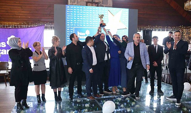 İhlas Pazarlama başarılı ofis ve personellerini ödüllendirdi