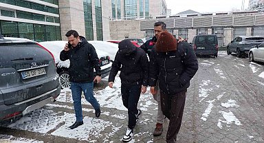 Instagram'dan kadın kıyafeti ilanı ile dolandırıcılıktan 4 kişi adliyeye sevk edildi