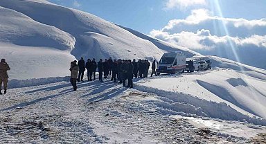 İş makinesi şarampole yuvarlandı: 1 yaralı