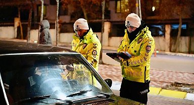 Isparta'da 24 saatte 4 bin 91 şahıs sorgulandı