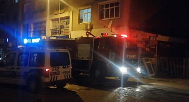 Isparta'da 4 katlı binada çıkan baca yangını itfaiye ekiplerince söndürüldü