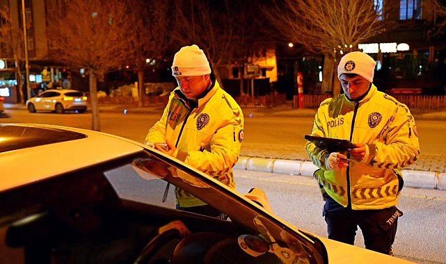 Isparta'da güven ve huzur denetiminde binlerce kişi ile araç sorgulandı