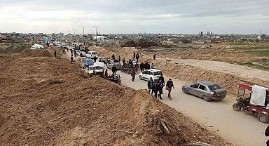 İsrail, Gazze'nin merkezindeki Netzarim Koridoru'ndan çekildi