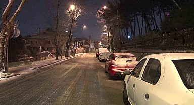 İstanbul'da kar yeniden başladı