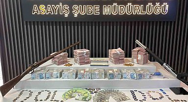 İstanbul'da ucuz araç vaadiyle vatandaşları 60 milyon lira dolandıran çete çökertildi: 10 gözaltı