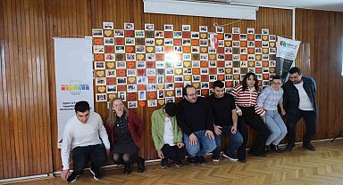 İzmir merkezli CEIPES Türkiye'den görme engelli oyunculara destek