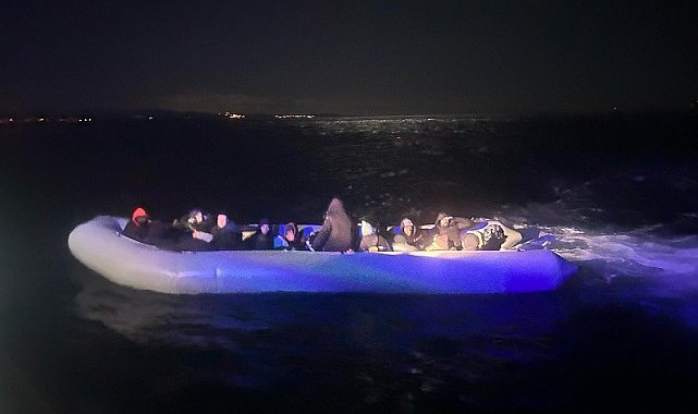İzmir'de 28 düzensiz göçmen yakalandı