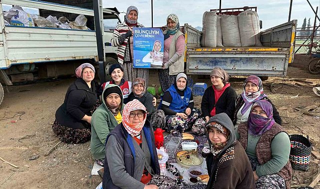 Jandarma ekipleri kadınları geri dönüşüm konusunda bilgilendirdi