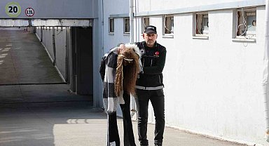 Kadın görünümlü erkek torbacı tutuklandı