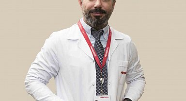 Kadınlarda giyinirken, erkeklerde arka cepten cüzdan almaya çalışırken ortaya çıkıyor