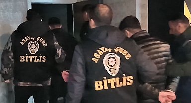 Kadınları yüksek maaş vaadiyle kandırarak fuhuşa zorlayan çete çökertildi