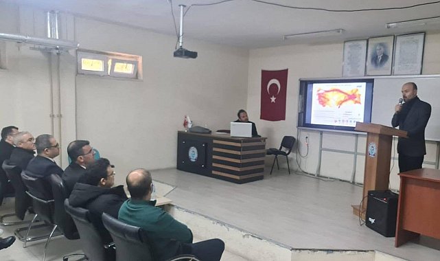 Kahramanmaraş depremlerinde hayatını kaybedenler anıldı