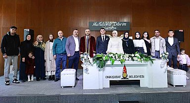 Kahramanmaraş'ta çiftler 14 Şubat'ta sevgilerini nikahla ölümsüzleştirdi