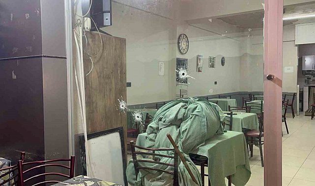 Kahvehaneye silahlı saldırı: Yaya olarak geldiler, ateş edip koşarak kaçtılar